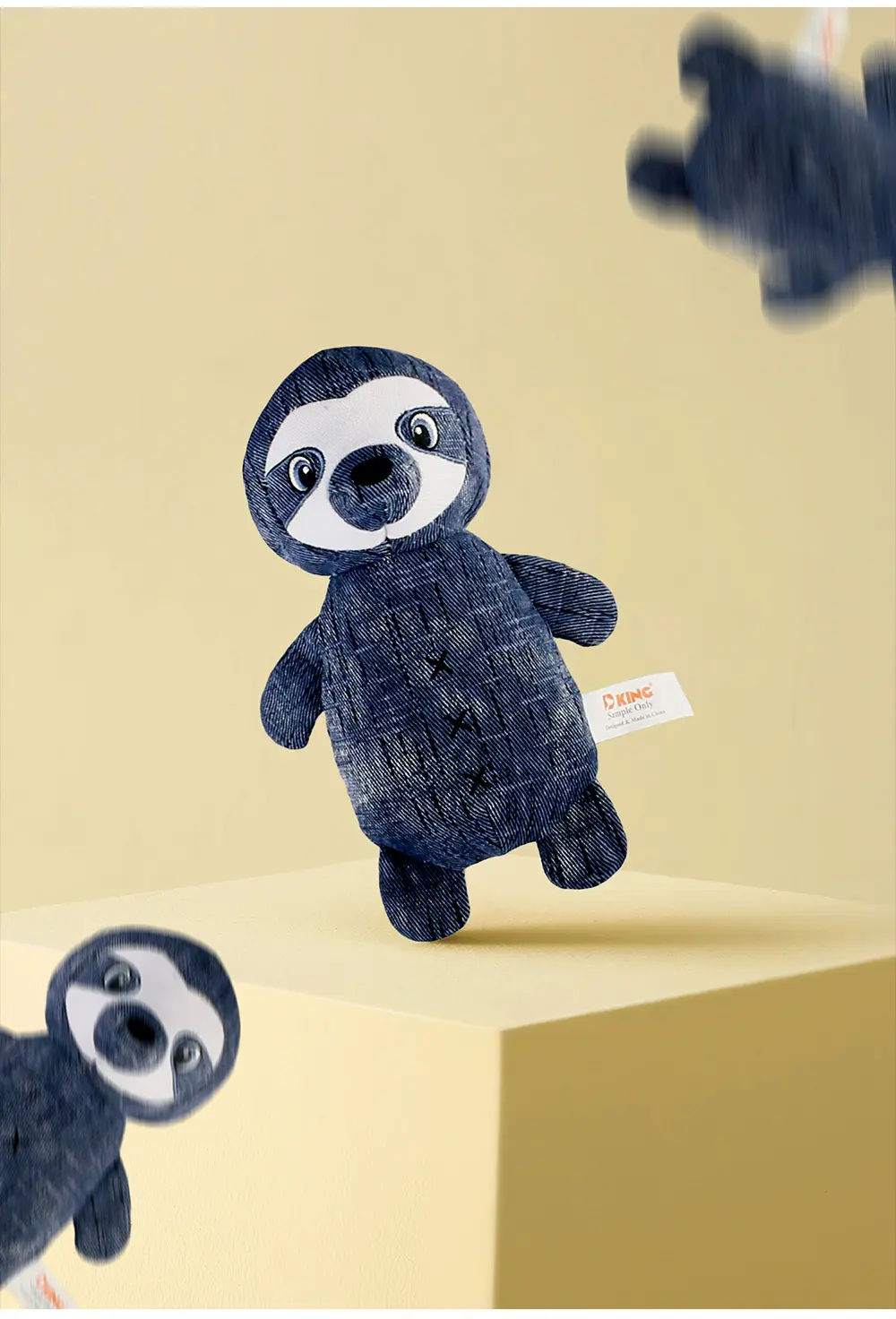 2025 New Product Classic Animal Shape Sturdy Dog Toy Collection Sloth (9)
